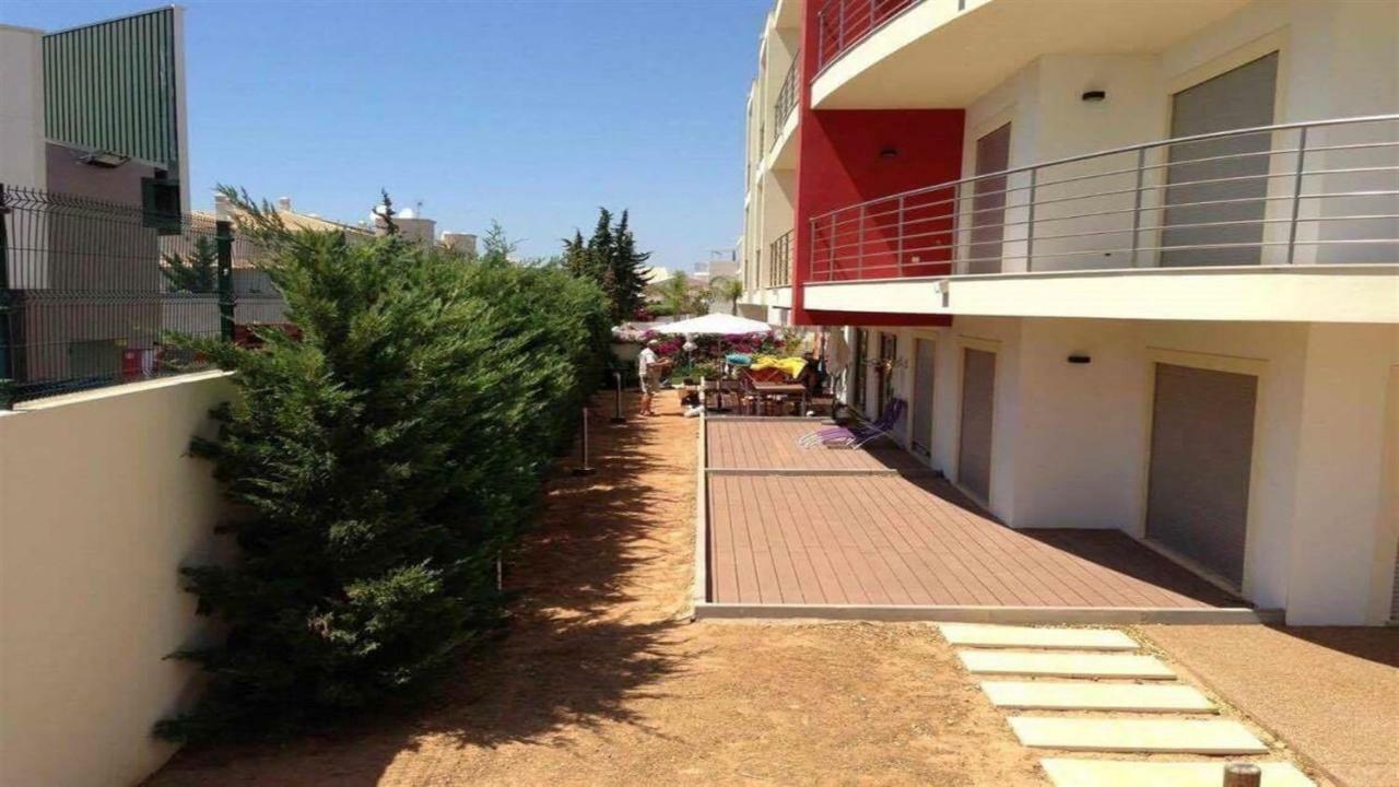Condominio Olhos D'Agua T1 - Praia, Sol E Felicidade Ольюш-ди-Агуа  Экстерьер фото